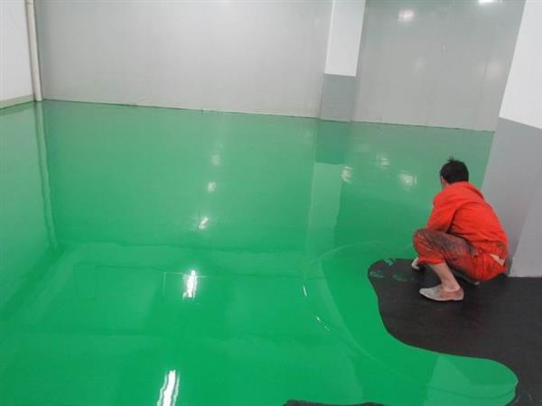 环氧树脂自流平型防静电地坪涂装