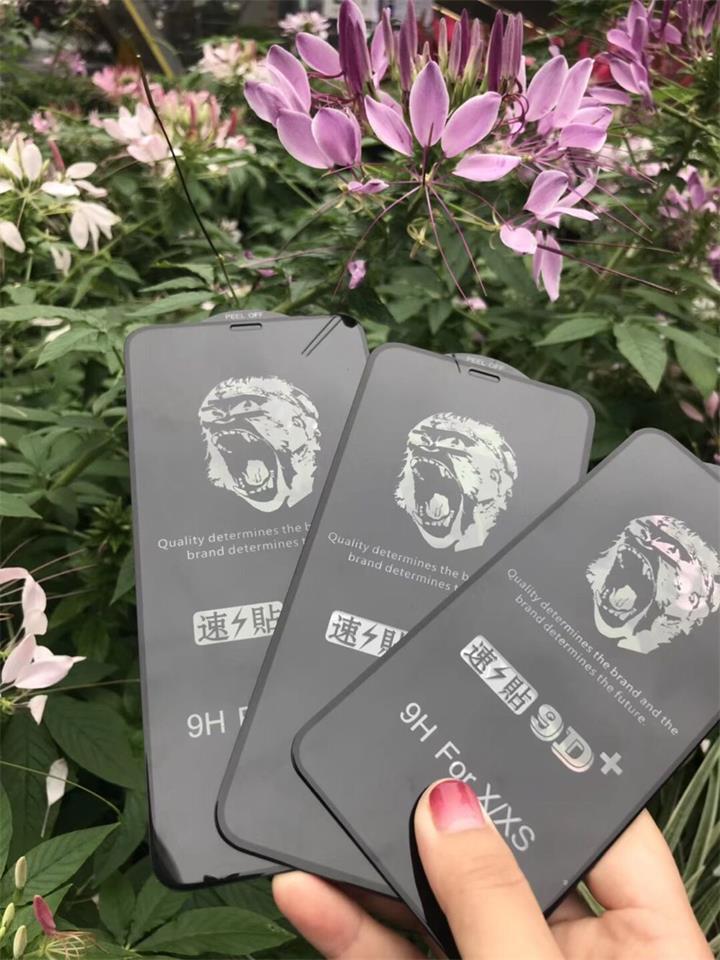 产品优势: 采用旭虹高铝材质,东洋AB胶,电镀工艺,钢化4小时以上而成,具有9H硬度,是普通pet膜的3倍,超强防刮防爆、超强吸附力、 产品优势: 采用旭虹高铝材质,东洋AB胶,电镀工艺,钢化4小时以上而成,具有9H硬度,是普通pet膜的3倍,超强防刮防爆、超强吸附力、