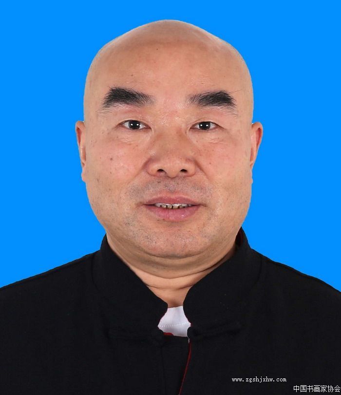 韩小龙-副主席