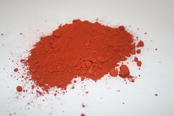 What should be paid attention to in the production of iron oxide red colour by green alum calcination?   --1, 2 