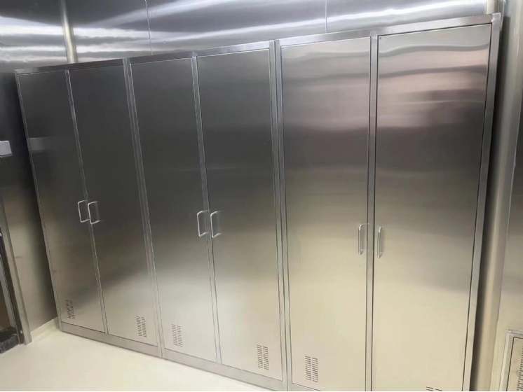 不锈钢更衣柜