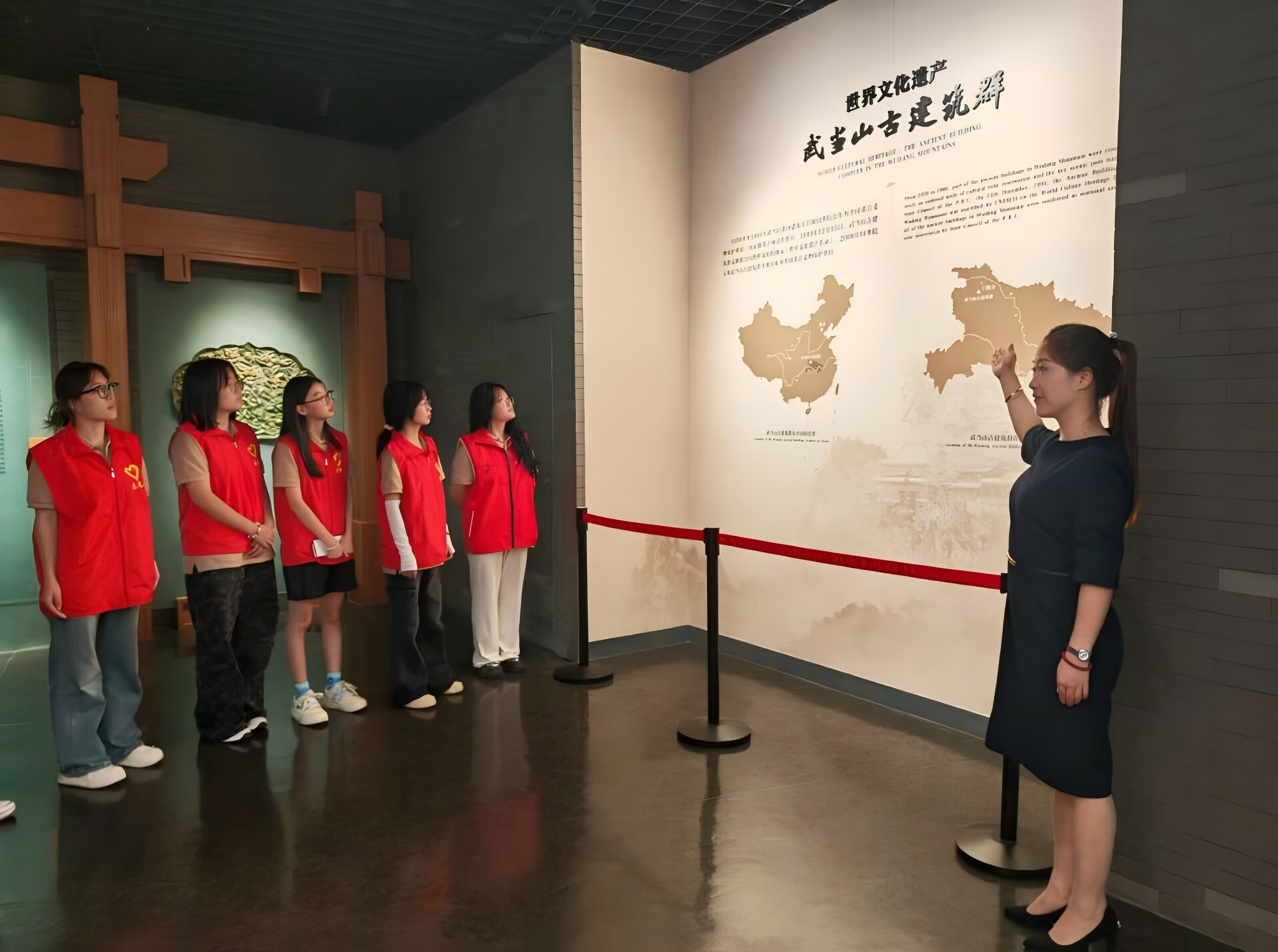 展柜前的对话：与武当文化的双向奔赴